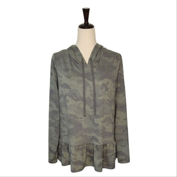 Jane & Delancey Green Camouflage Long Sleeve Ruffle Pullover Hoodie Top Size M - Picture 1 of 8
